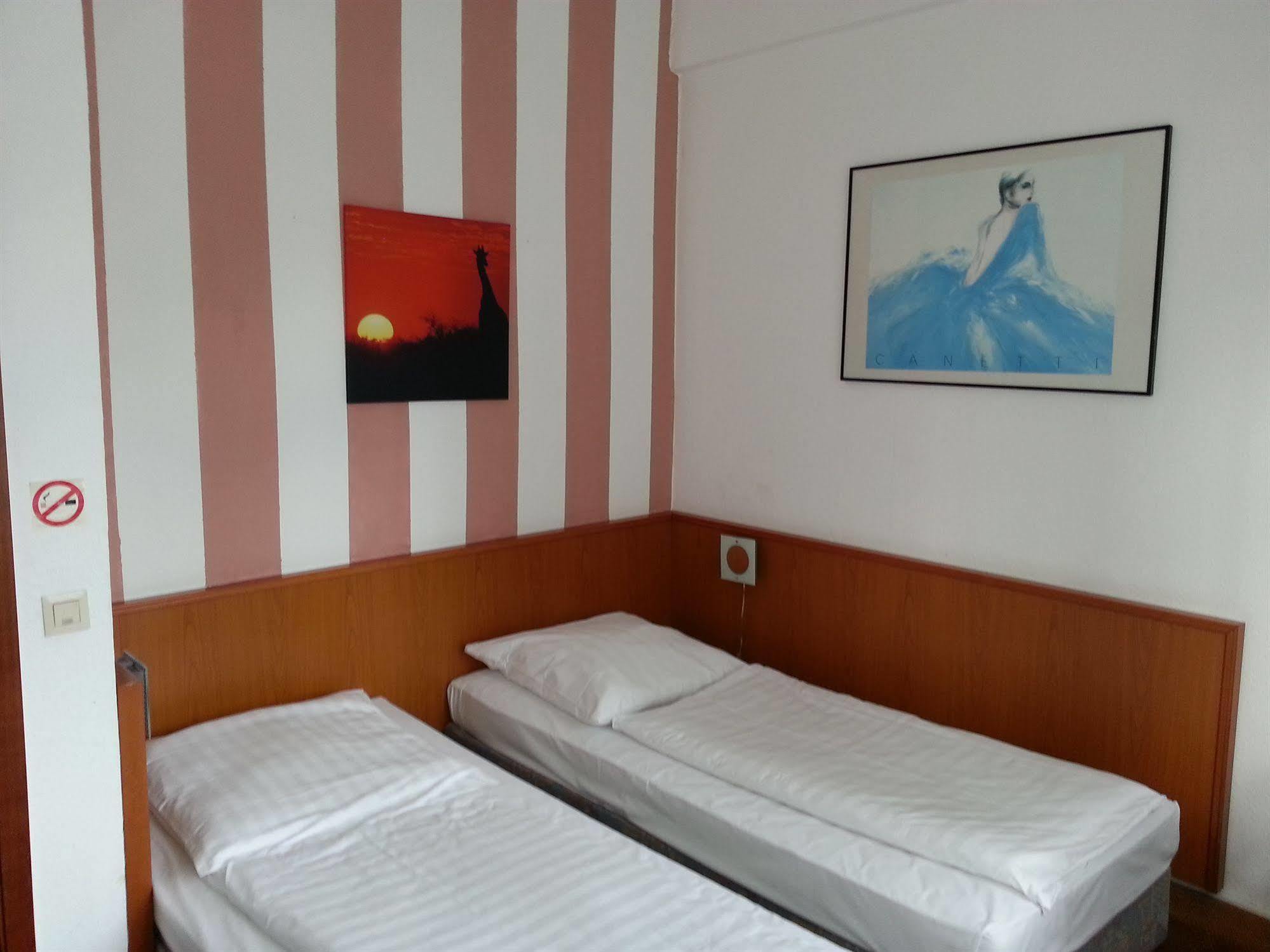 Itm Hotel Oase Hamburg Dış mekan fotoğraf