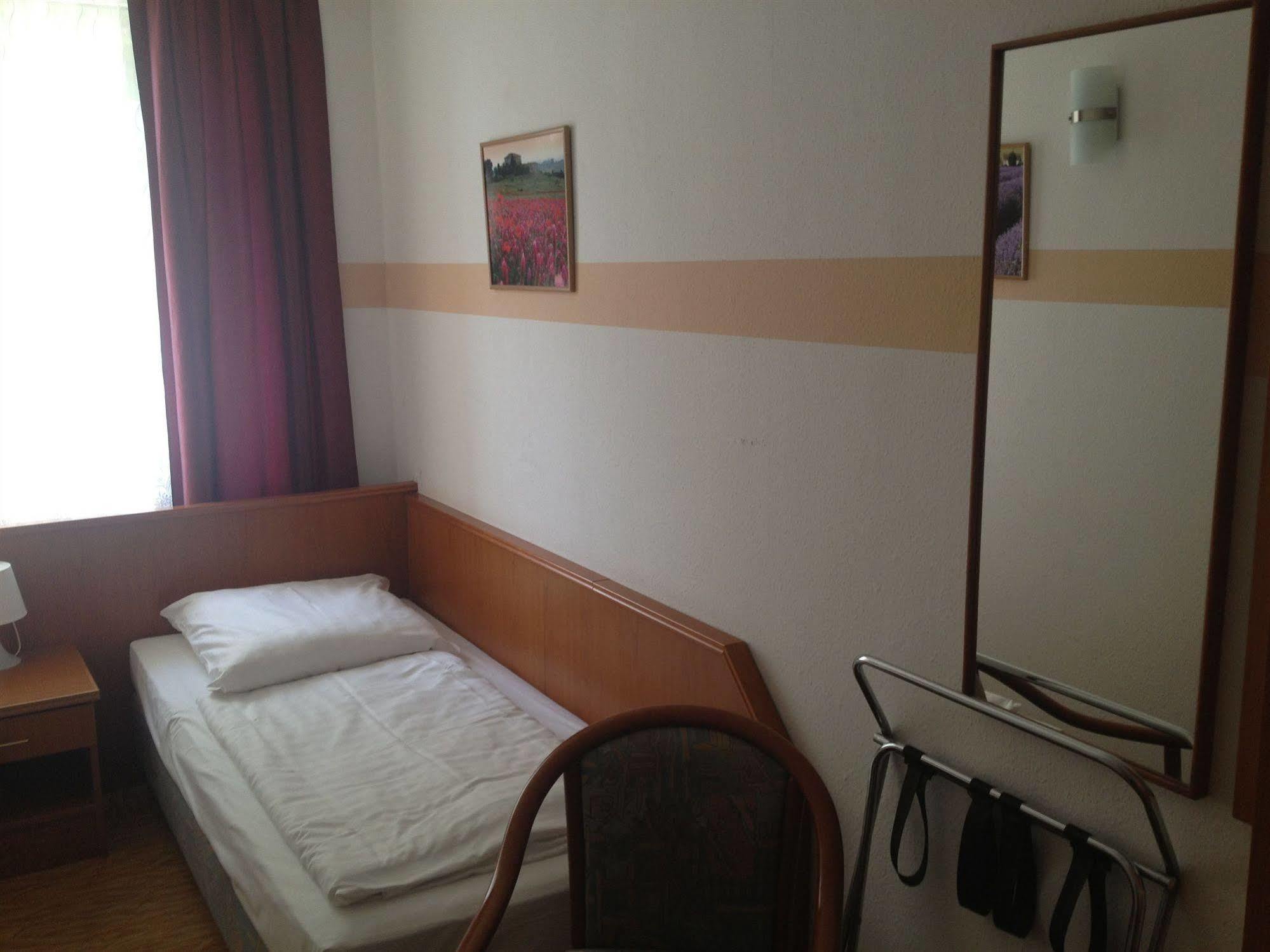 Itm Hotel Oase Hamburg Dış mekan fotoğraf